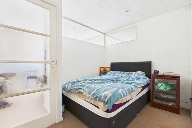 Ryecroft Court, 24,Flat 11, Penhill Road, Lancing photo 4