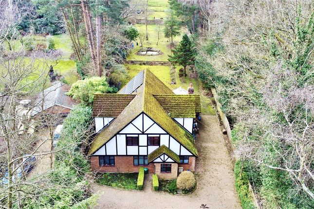 Thumbnail Detached house for sale in Heath Ride, Finchampstead, Wokingham, Berkshire