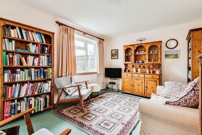 End terrace house for sale in Borough Avenue, Wallingford