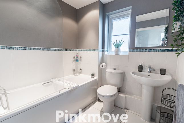 5, Kenfig House, Powis Close, Newport photo 4