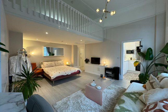 Apt 8, 62, Rodney Street, Liverpool photo 2