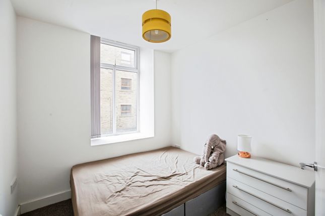 Flat 30, Courier House, 9, King Cross Street, West Yorkshire photo 4