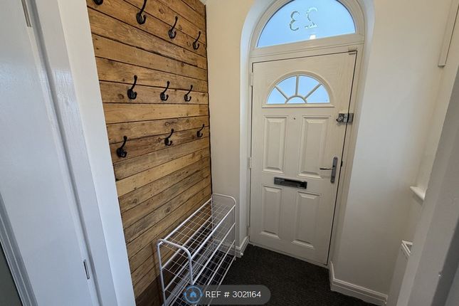 Lowerbrook Close, Horwich, Bolton photo 2