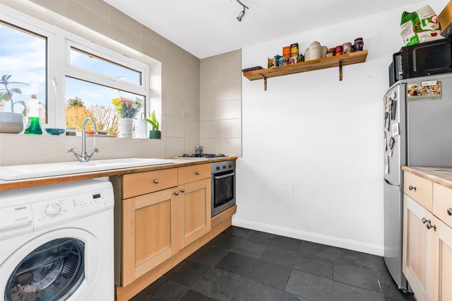 114, Windsor Drive, Hertford photo 5