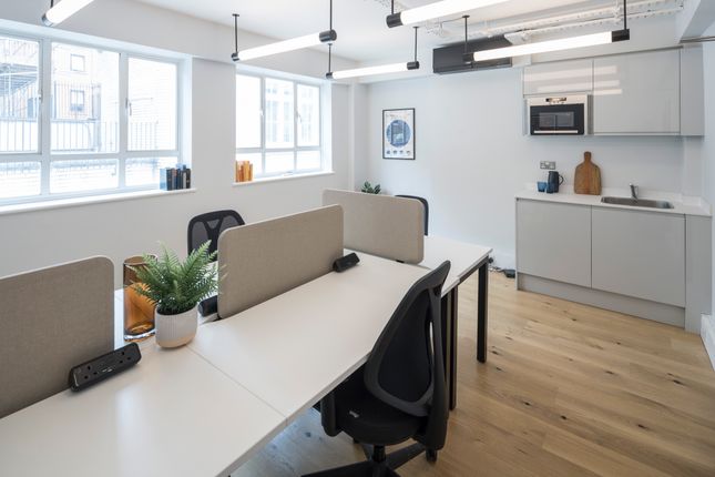 Office to let in Beak Street, London