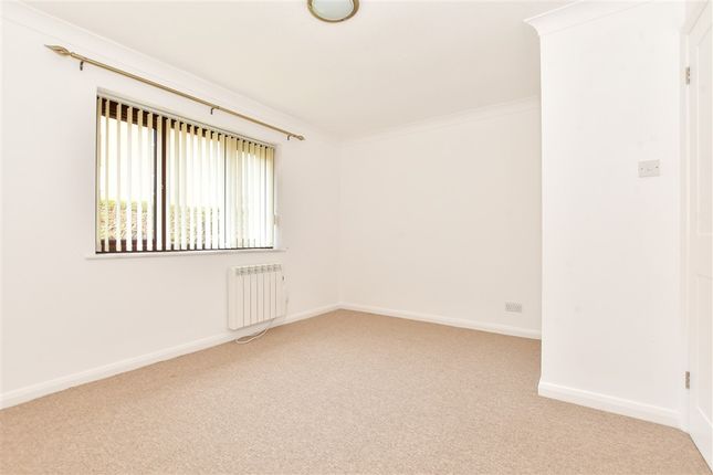Trafalgar Road, Newport photo 4