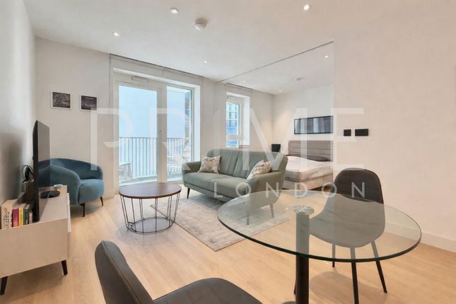 Studio studio on 144, Belvedere Row Apartments, White City Living, £490,000