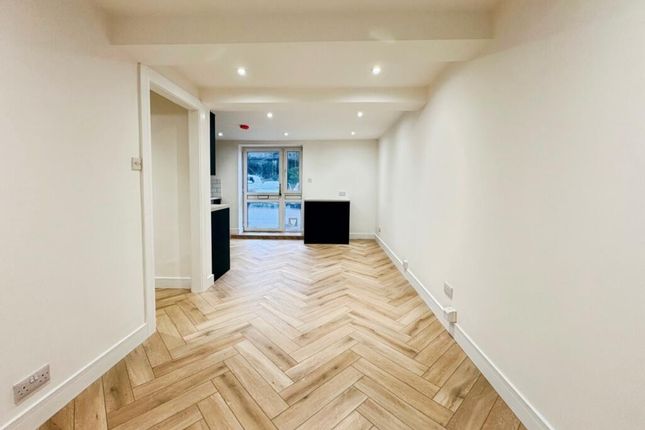 Flat 11, Lansdowne, St. Ives photo 3