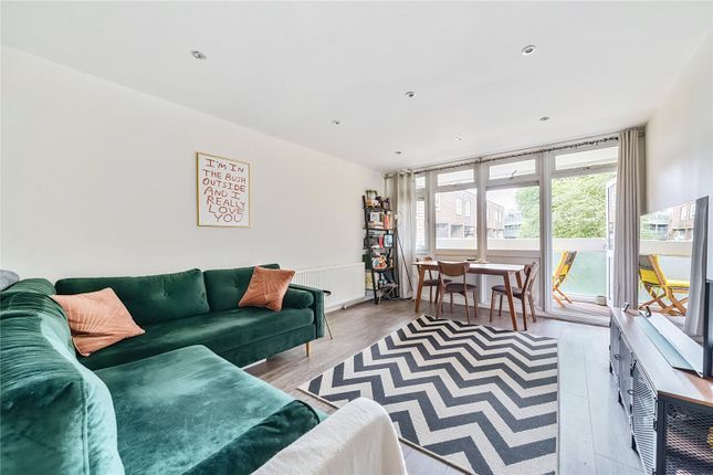 Thumbnail Flat for sale in Holbrooke Court, London