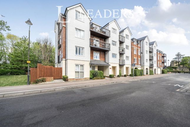 Flat 32, Waterside Lodge,, Bradford Street, Kent photo 4