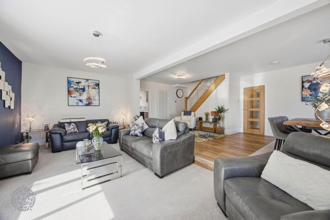 131 Turton Road, Bury photo 4