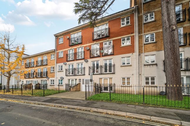 1377050-1-6913205...