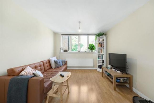 Thumbnail Flat to rent in Cromwell Road, Oval