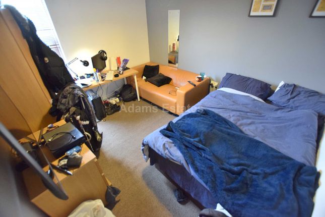 Flat A, London Road, Reading photo 5