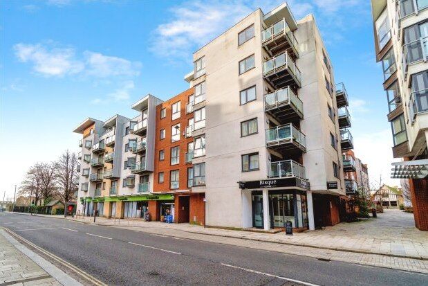 Thumbnail Flat to rent in High Street, Southampton