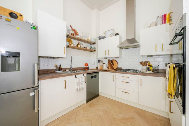 17, Luscombe Avenue, Hellingly photo 4