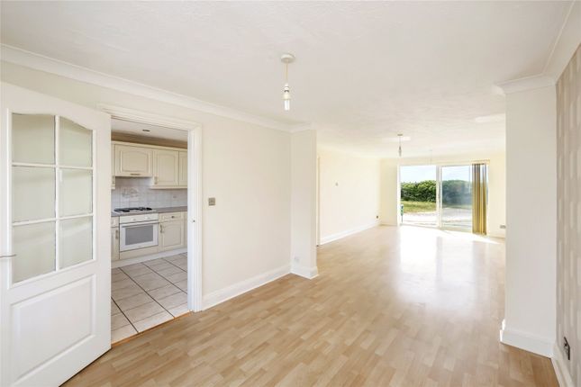 118, Brighton Road, Lancing photo 4
