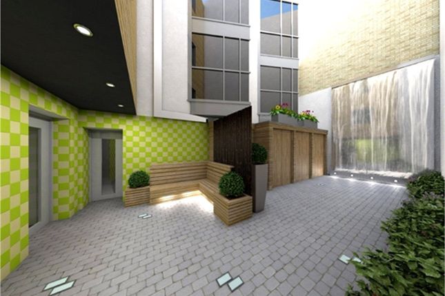 Flat 1, 10, Eagle Court, London photo 2