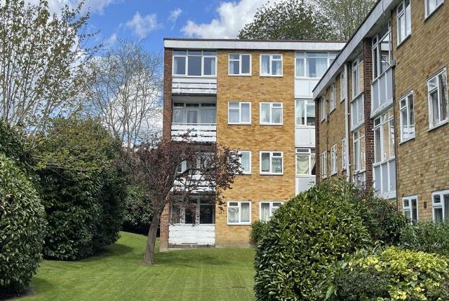 2-bed flat on 31, Radstone Court, Woking, £280,000