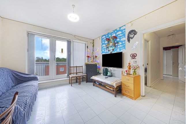Flat 55, Tristan Court, Wembley photo 3