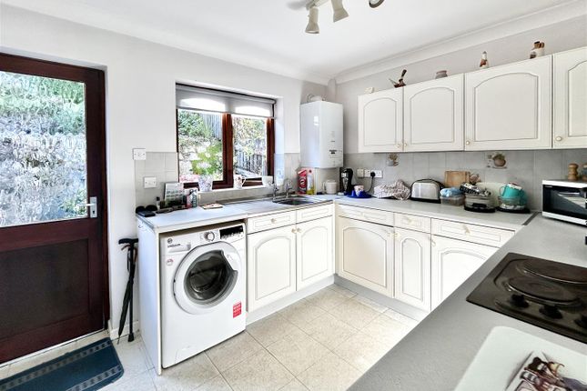 36, Furry Way, Helston photo 3