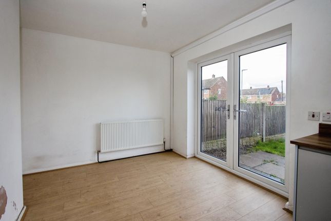 Queen Elizabeth Drive, Wakefield photo 5