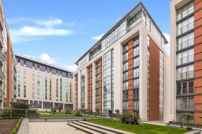 Flat for sale in Capital East Apartments, 21 Western Gateway, Royal Victoria Docks, London