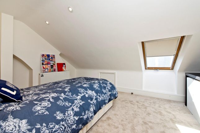 TF 6, Lochalline Street, London photo 4