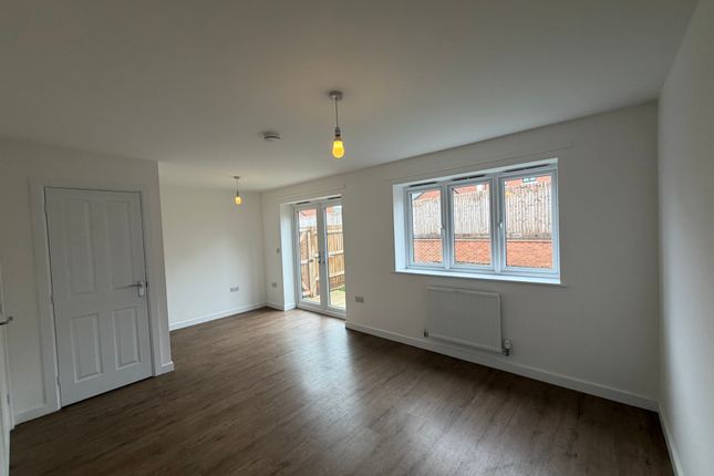 Canons Close, COrby photo 3