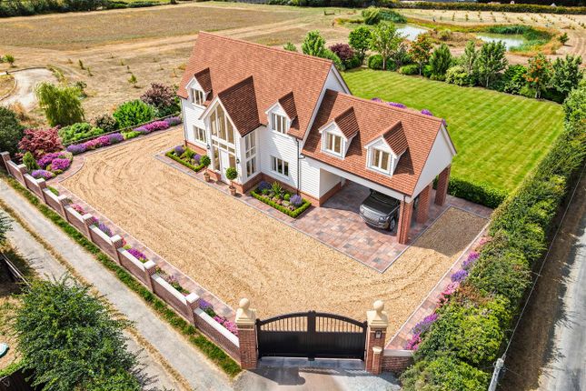 The Paddocks, Grange Road, Southminster photo 2