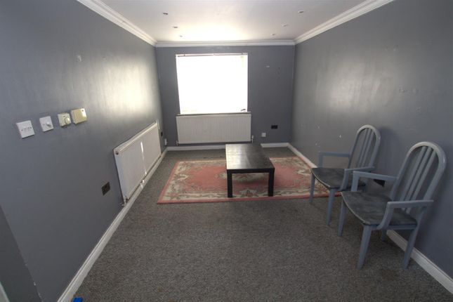 18A, Sefton Road, Middlesbrough photo 4