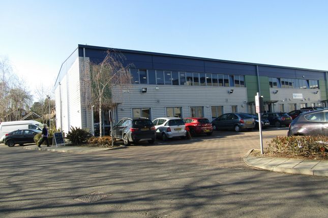 Thumbnail Industrial to let in Unit 1, Wokingham Commercial Centre, Wokingham