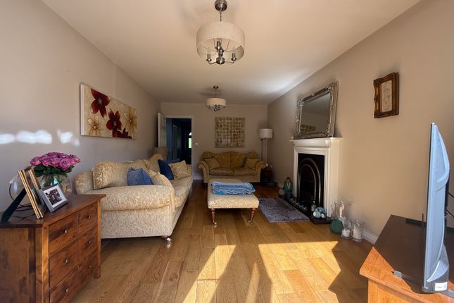 1, Harrowden Gardens, Northamptonshire photo 4