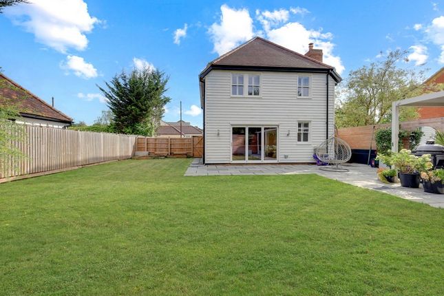 95A, Pound Lane, Basildon photo 4