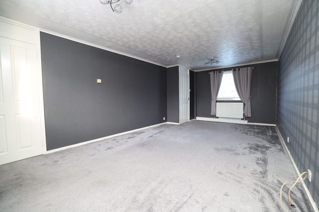 32, Chestnut Drive, Girvan photo 2
