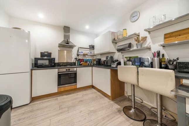 16A, Elder Avenue, London photo 3