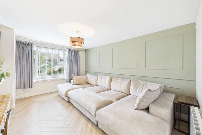 8, Woodland Close, Bodmin photo 4