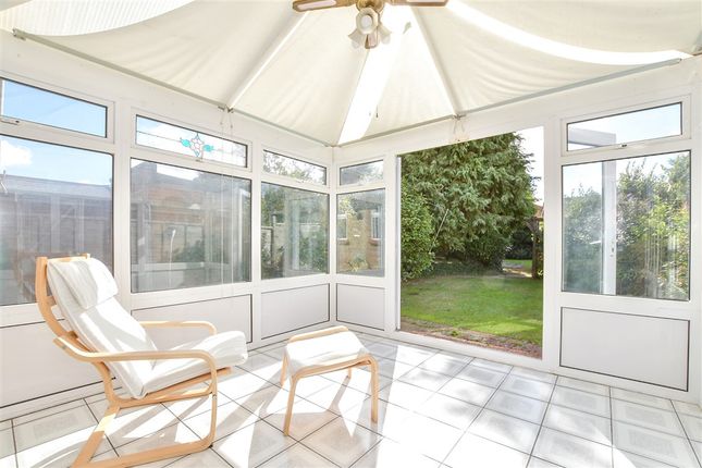Charlesford Avenue Kingswood, Maidstone photo 4