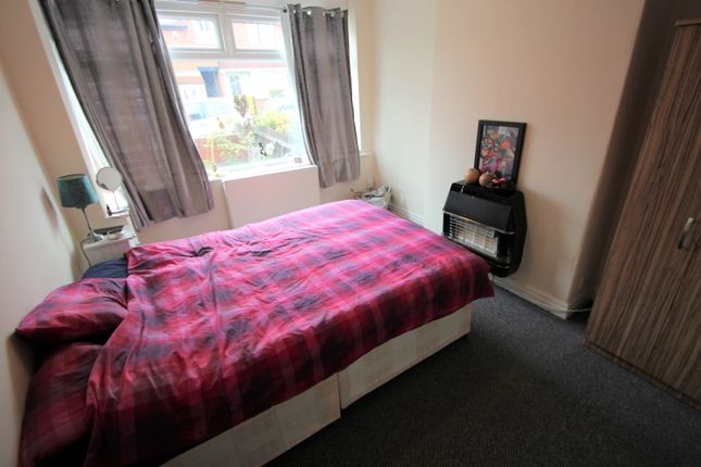 Welton Mount Hyde Park, Leeds photo 2
