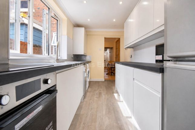 Carnarvon Road, Reading photo 5