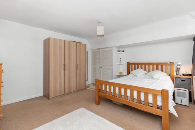 Terraced house for sale in Leatherhead, Surrey