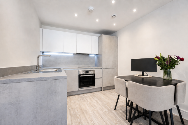 6 Elm Quay, Thomas Blake Avenue, Southampton photo 2