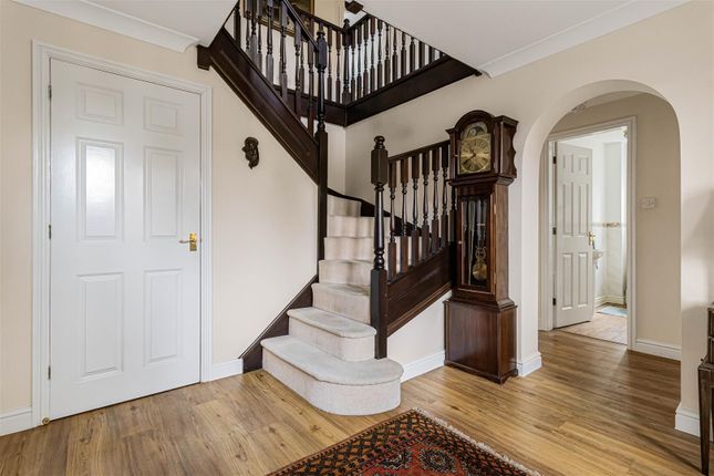 46, Old Pinewood Way, Papworth Everard photo 4