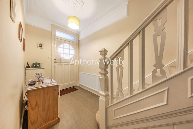 Terraced house for sale in The Crest, Palmers Green