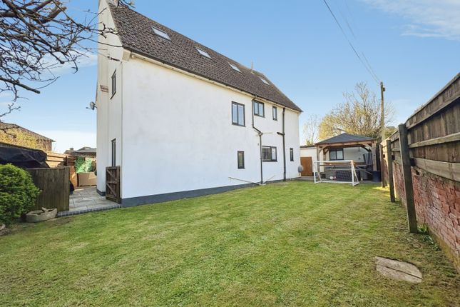 26, Swallowcliffe Gardens, Yeovil photo 2
