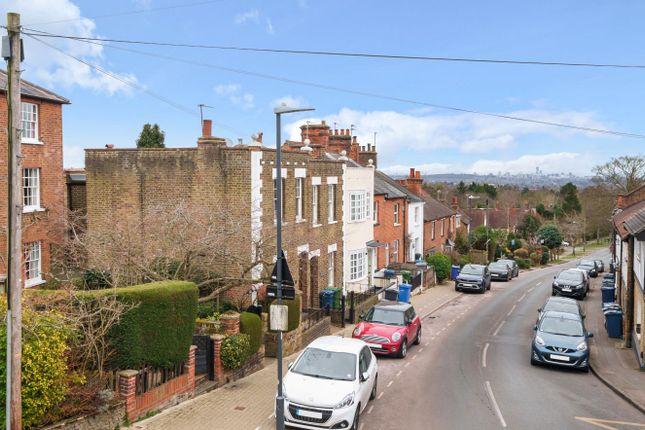 1 Hill Crest, Green Lane, Stanmore photo 2