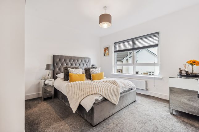 End terrace house for sale in Lanfine Drive, Kirkintilloch, East Dunbartonshire