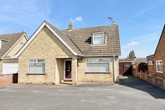 Thumbnail Detached bungalow for sale in Lawson Avenue, Stanground, Peterborough