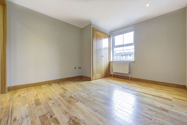 Flat for sale in Village Road, Enfield