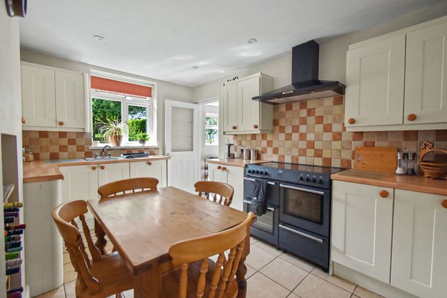 3 Cawsand View, Okehampton photo 4
